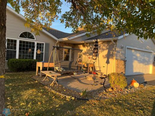 358 30th Street N, Moorhead, MN 56560