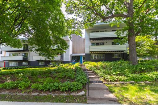 1269 Cleveland Avenue N, 2B, Saint Paul, MN 55108