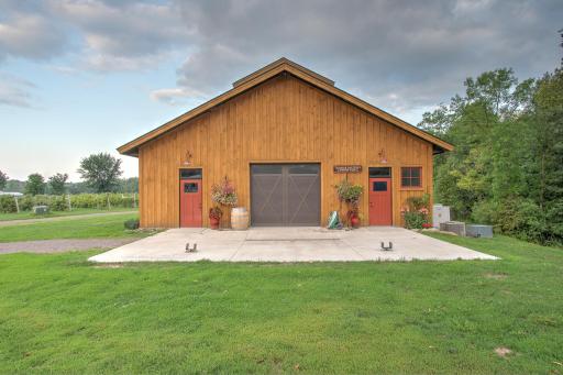 43020 Blackhawk Road, Harris, MN 55032