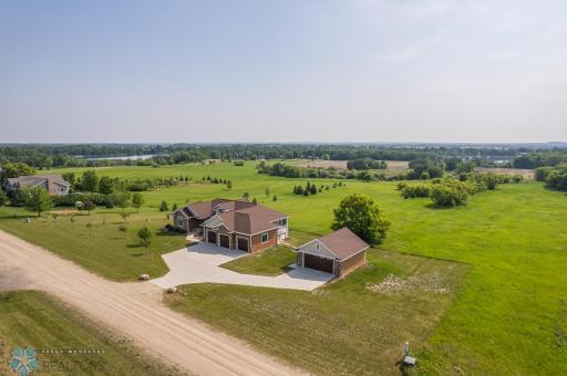 17131 Kelcy Lane, Detroit Lakes, MN 56501