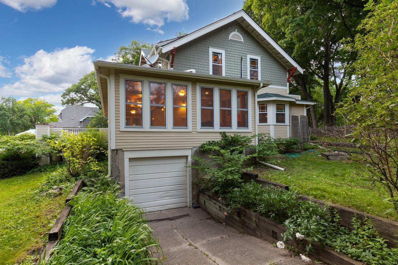 Large Tuck Under Garage great for Storage and Lake Toys