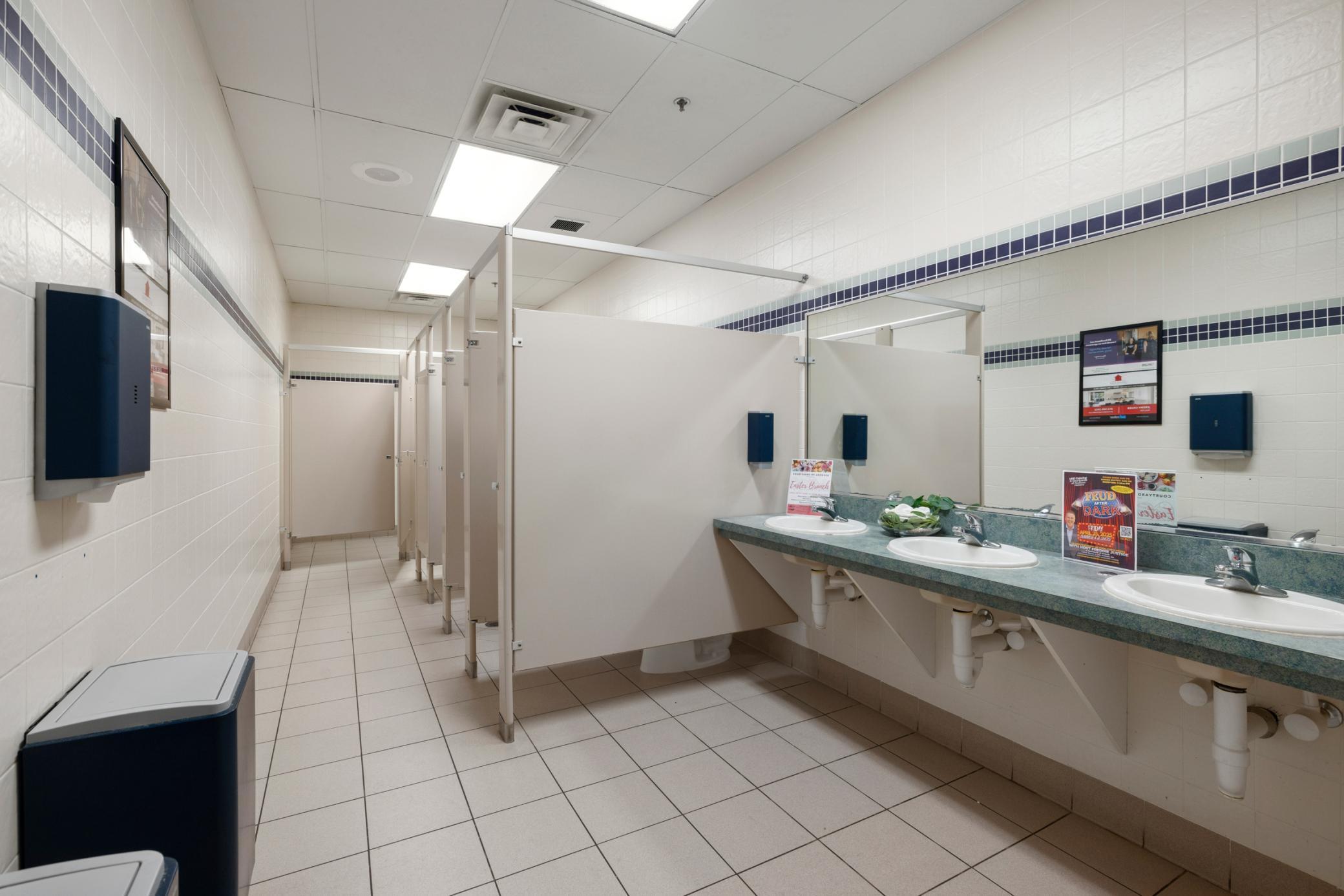 Rock Solid Companies - Courtyards of Andover - 13545 Martin St NW_026.jpg