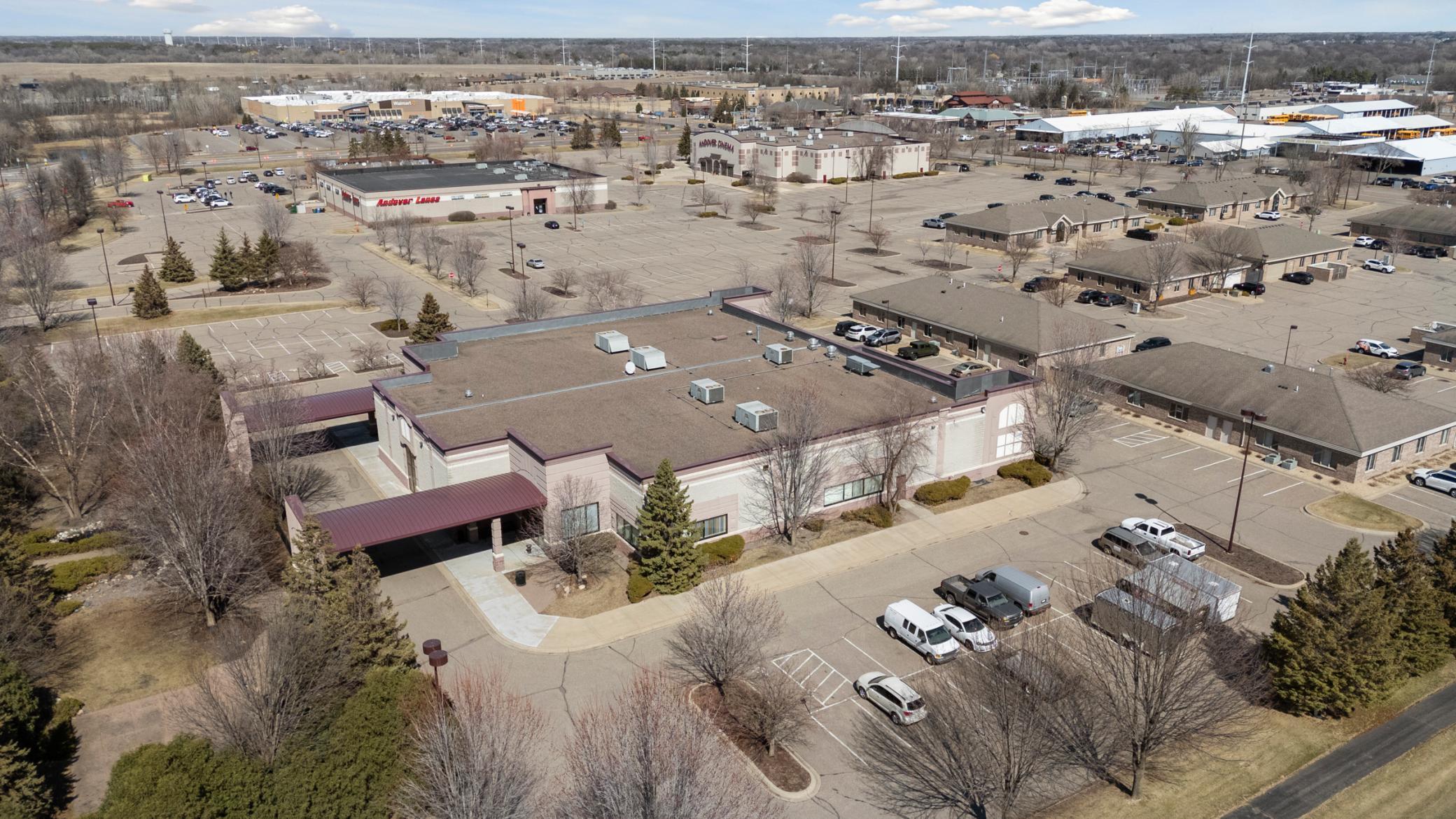 Rock Solid Companies - Courtyards of Andover - 13545 Martin St NW_007.jpg