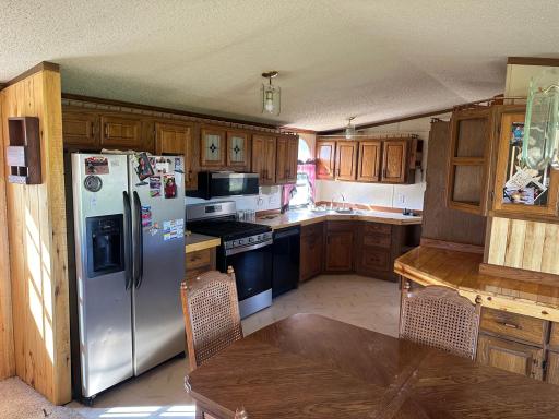 57694 County Road 12, Warroad, MN 56763