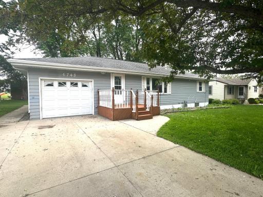 1745 S Shore Drive, Worthington, MN 56187