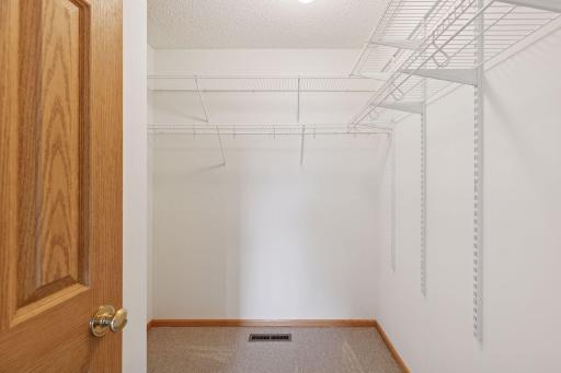 "Owner's" bedroom has this fantastic 8x7' walk-in closet.