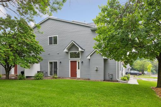 644 Woodduck Drive, A, Woodbury, MN 55125