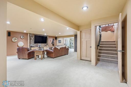 15607 42nd Street SE, Durbin, ND 58059