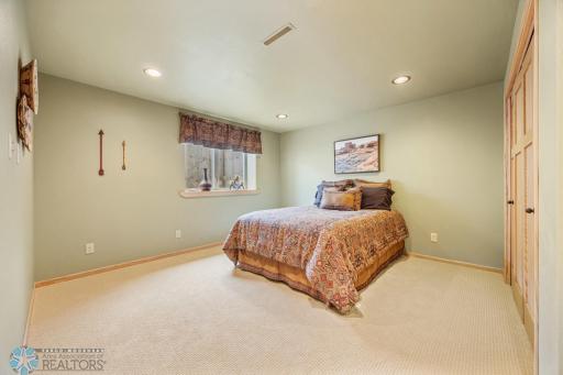 15607 42nd Street SE, Durbin, ND 58059