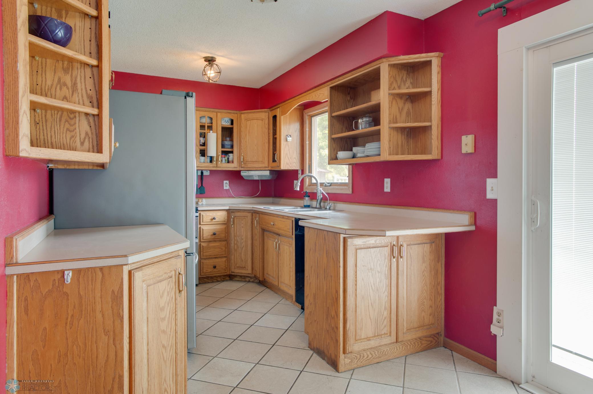 2910_MADISON_AVE_NW-15.jpg