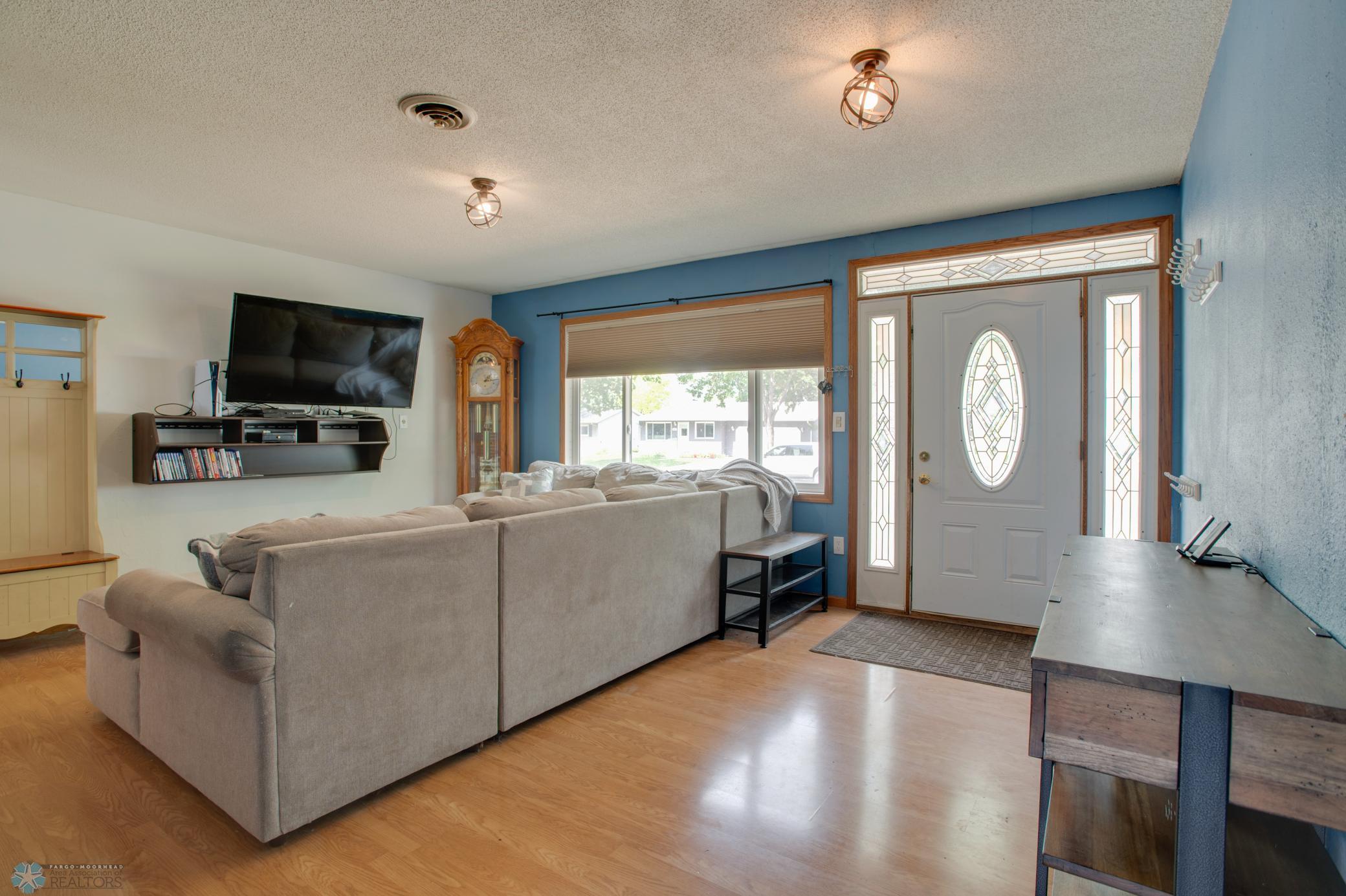 2910_MADISON_AVE_NW-7.jpg