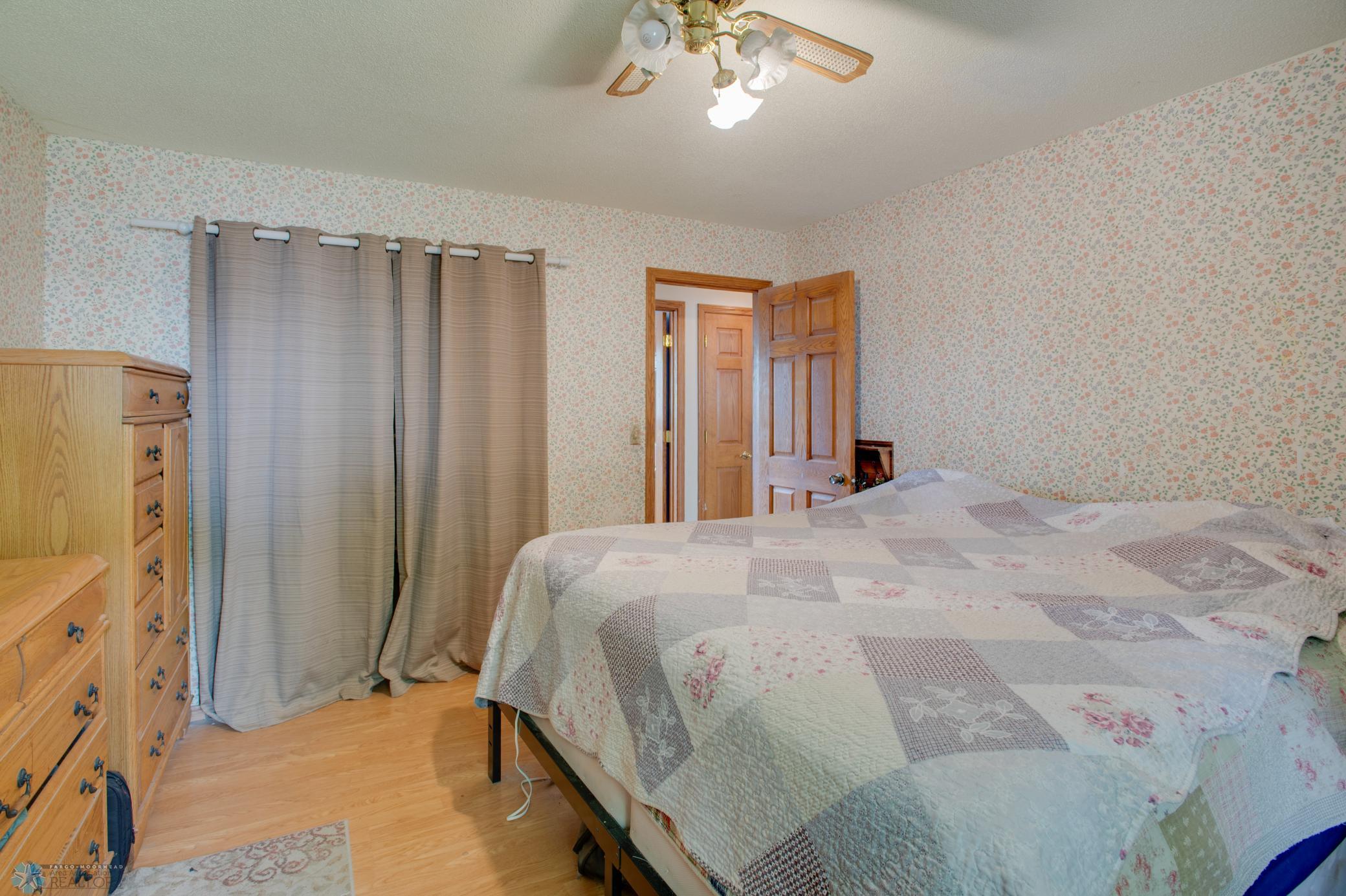 2910_MADISON_AVE_NW-19.jpg