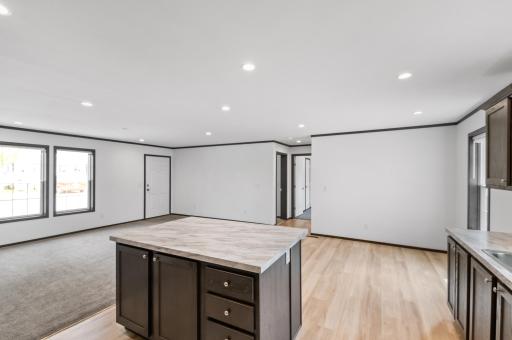 215 N Mckay Avenue, #42, Alexandria, MN 56308