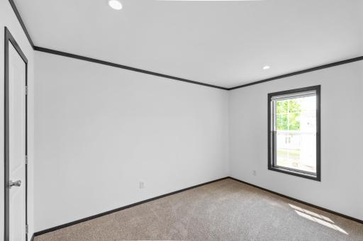 215 N Mckay Avenue, #42, Alexandria, MN 56308