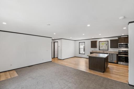 215 N Mckay Avenue, #42, Alexandria, MN 56308