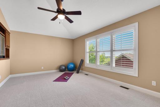 2101 Pinehurst Drive, Chanhassen, MN 55317