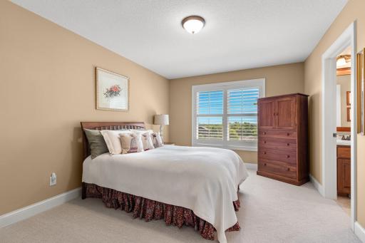 2101 Pinehurst Drive, Chanhassen, MN 55317