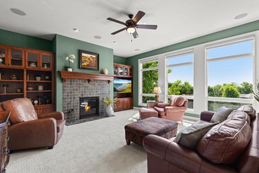 2101 Pinehurst Drive, Chanhassen, MN 55317