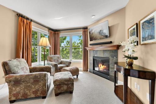 2101 Pinehurst Drive, Chanhassen, MN 55317