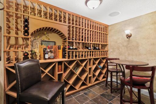2101 Pinehurst Drive, Chanhassen, MN 55317