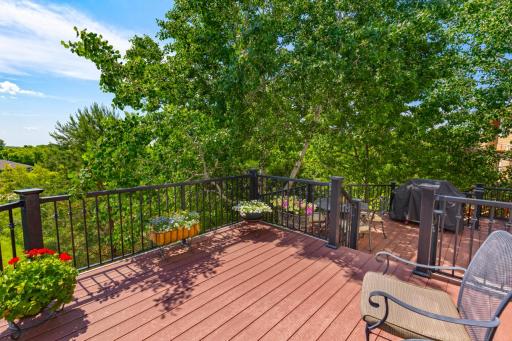 2101 Pinehurst Drive, Chanhassen, MN 55317