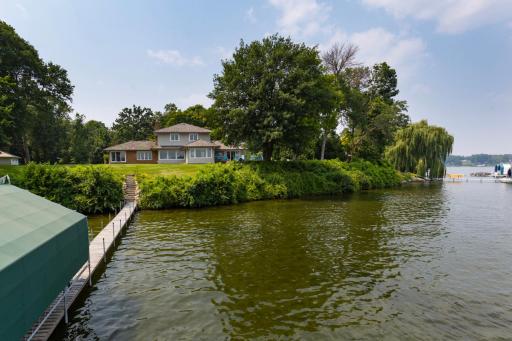 A pictorial view from the lake - make your memories here!