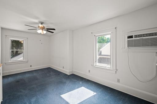 2059 Iglehart Avenue, Saint Paul, MN 55104