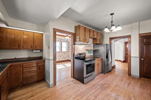 2059 Iglehart Avenue, Saint Paul, MN 55104