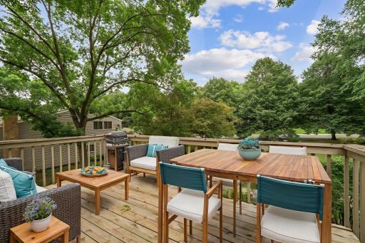 Welcome to privacy - 15x11 deck - this photo has been virtually staged