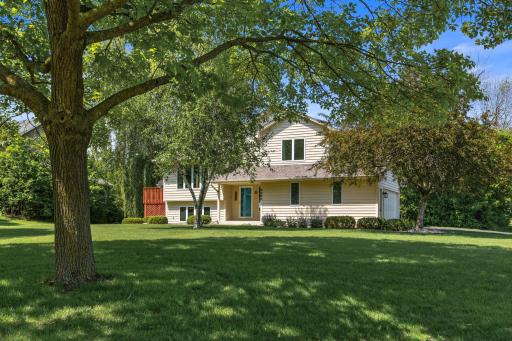 6260 Wessel Court, Eden Prairie, MN 55346