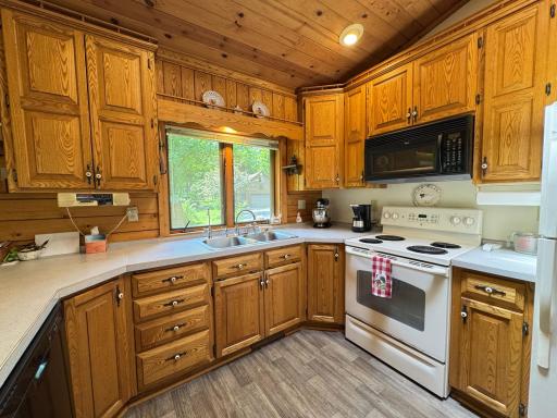 27315 Stark Lake Road, Aitkin, MN 56431