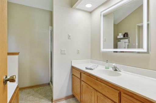 2401 Leyland Trail, Woodbury, MN 55125
