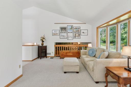 2401 Leyland Trail, Woodbury, MN 55125
