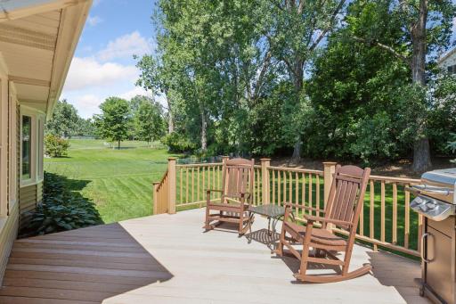 2401 Leyland Trail, Woodbury, MN 55125