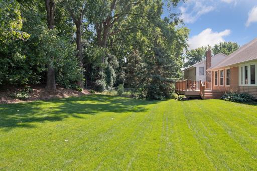 2401 Leyland Trail, Woodbury, MN 55125