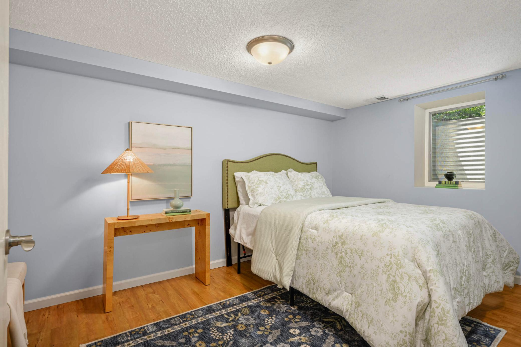 he 4th bedroom is extremely quiet and private, a perfect space for guests, a teenager or multi-generational family member.