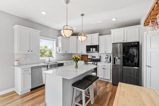 19145 Indora Trail, Lakeville, MN 55044