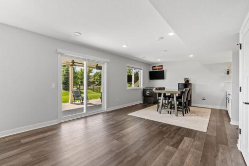 19145 Indora Trail, Lakeville, MN 55044