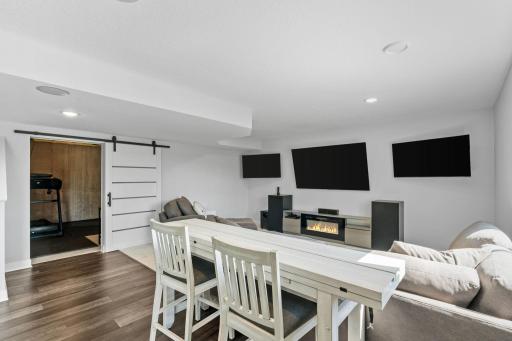 19145 Indora Trail, Lakeville, MN 55044