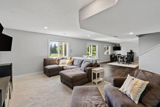 19145 Indora Trail, Lakeville, MN 55044