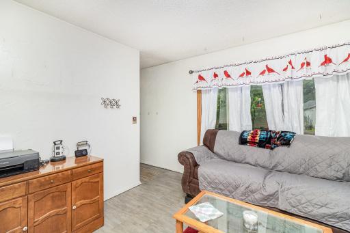 209 4th Street W, Jordan, MN 55352