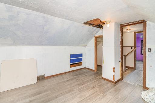 209 4th Street W, Jordan, MN 55352