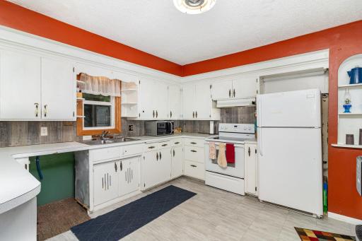 209 4th Street W, Jordan, MN 55352