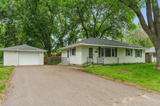 8438 Grenadier Avenue S, Cottage Grove, MN 55016