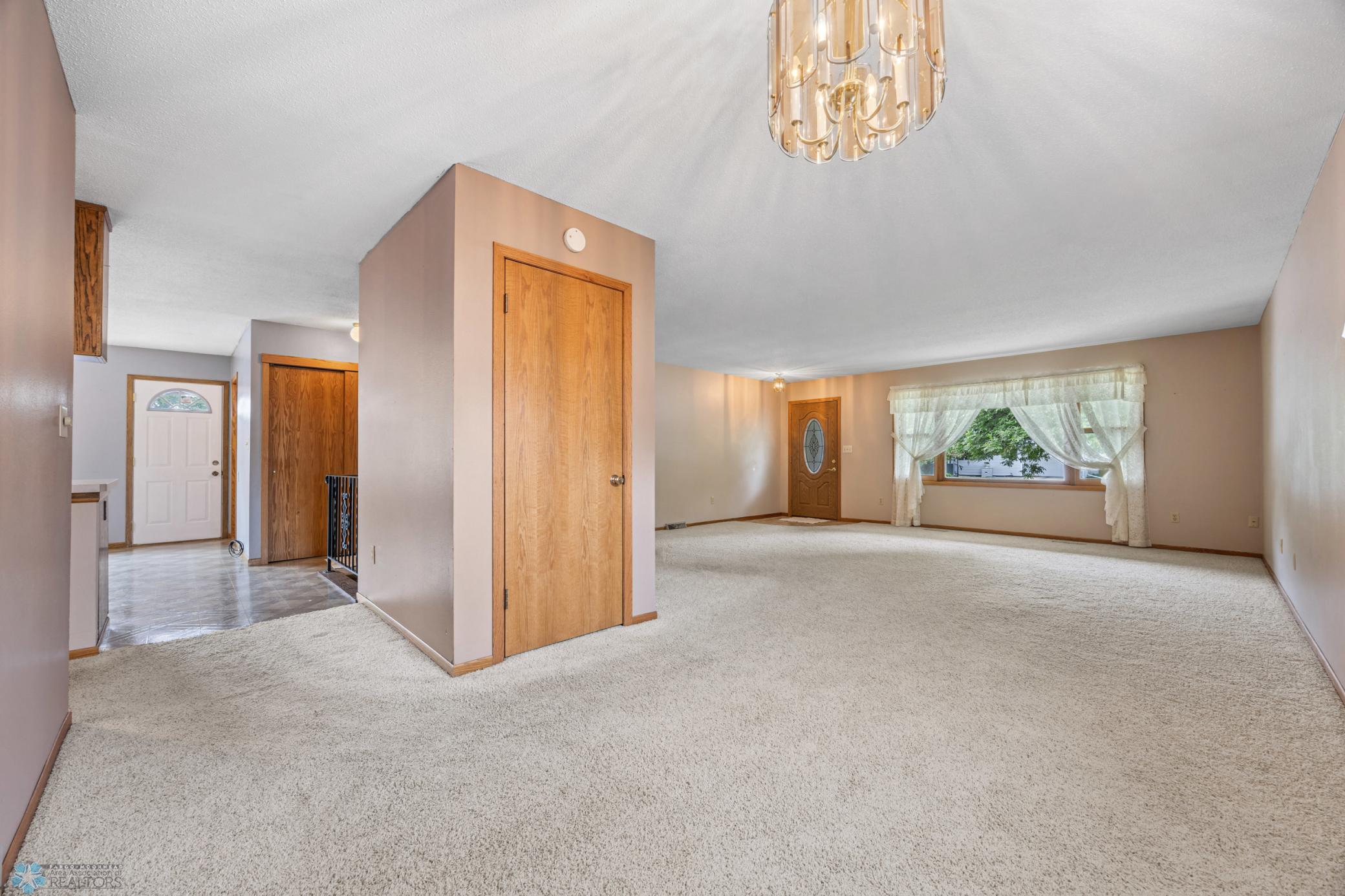 Living Room/ Dining Area