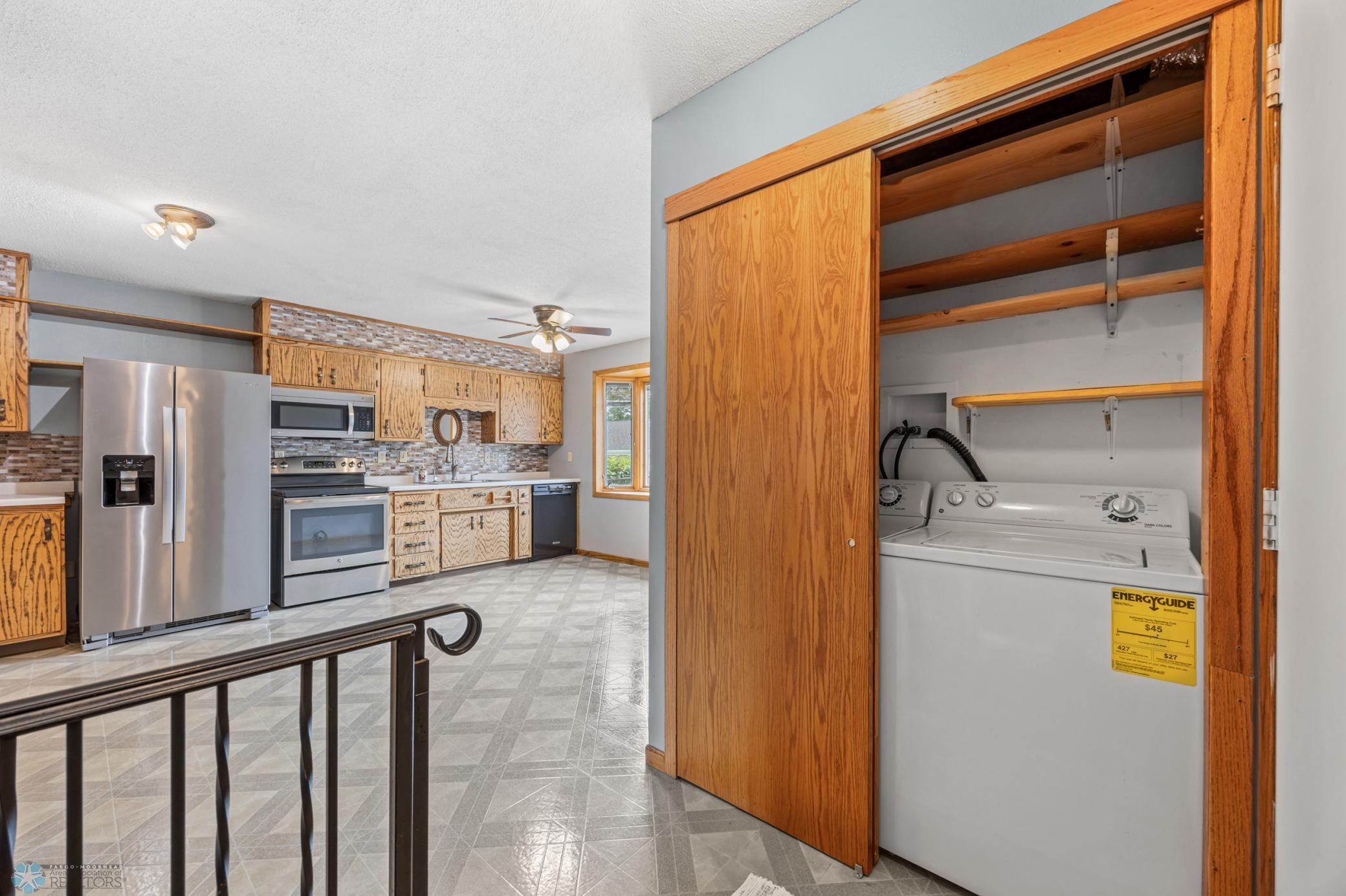 Kitchen/ Laundry