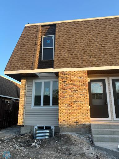 243 12 1/2 Avenue E, West Fargo, ND 58078