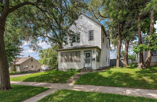 1493 Margaret Street, Saint Paul, MN 55106