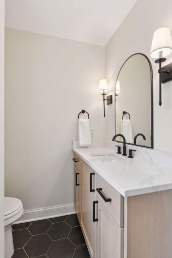 2832 Oregon Avenue S, Saint Louis Park, MN 55426