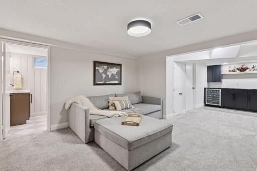 2832 Oregon Avenue S, Saint Louis Park, MN 55426